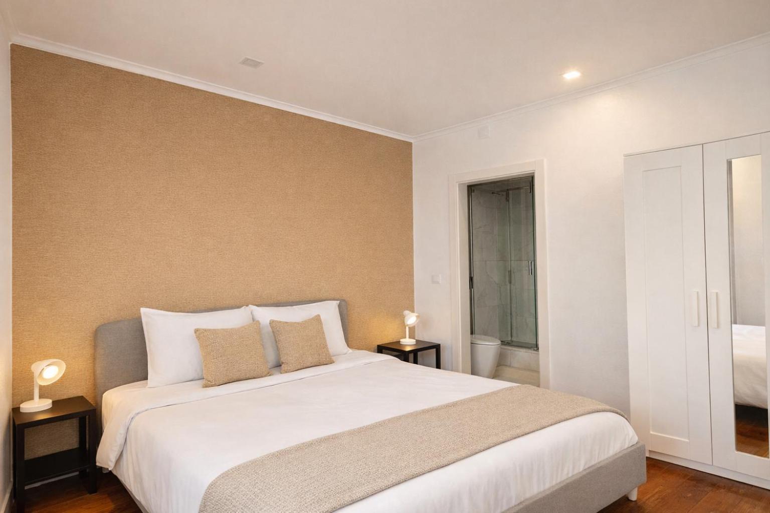 Double Room Private Bathroom