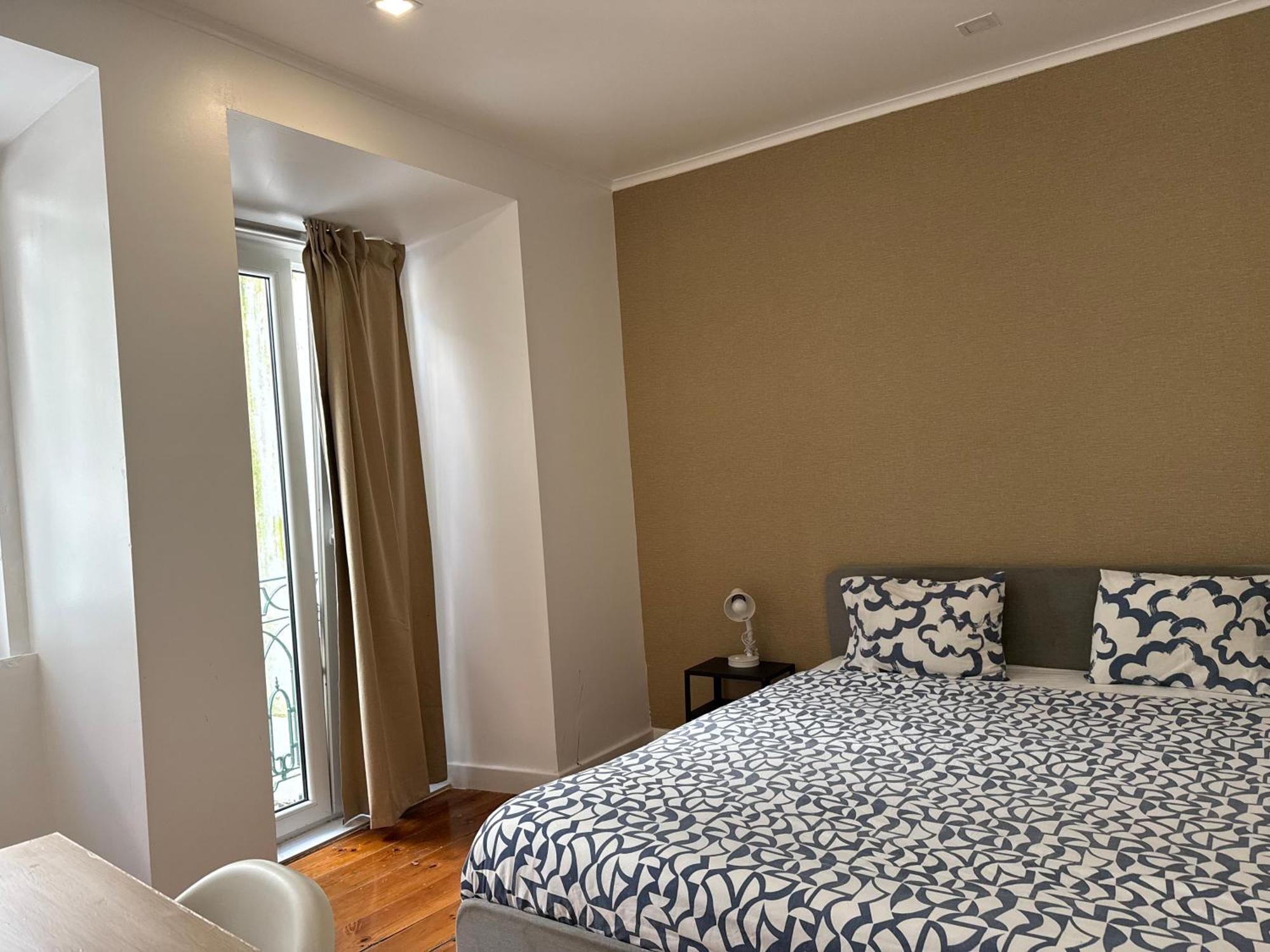 Double Room Shared Toilet